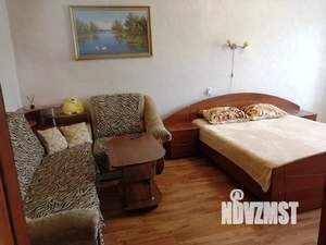 1-к квартира, посуточно, 38м2, 4/9 этаж