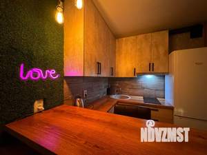 Студия квартира, посуточно, 32м2, 17/18 этаж