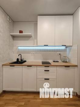 Студия квартира, посуточно, 35м2, 11/19 этаж