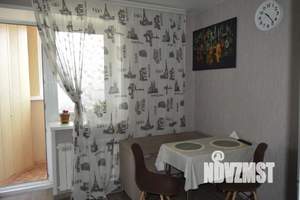 1-к квартира, посуточно, 50м2, 1/1 этаж