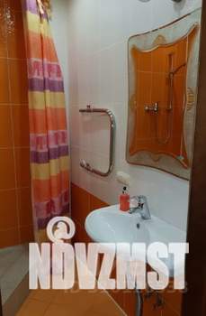 2-к квартира, посуточно, 75м2, 1/1 этаж