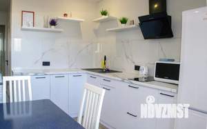 1-к квартира, посуточно, 43м2, 1/1 этаж