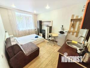 Студия квартира, посуточно, 17м2, 2/9 этаж