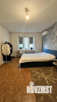 2-к квартира, вторичка, 57м2, 1/10 этаж