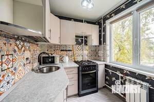 3-к квартира, вторичка, 57м2, 3/5 этаж