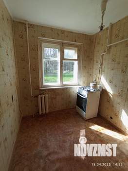 2-к квартира, вторичка, 44м2, 1/5 этаж