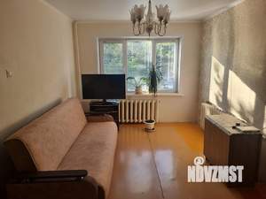 2-к квартира, вторичка, 50м2, 1/9 этаж