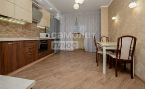 2-к квартира, вторичка, 79м2, 1/4 этаж