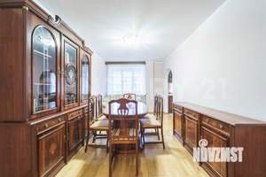 3-к квартира, вторичка, 117м2, 5/10 этаж