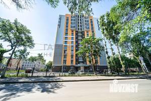 2-к квартира, вторичка, 76м2, 1/13 этаж