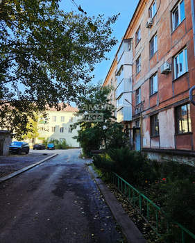 3-к квартира, вторичка, 76м2, 1/4 этаж