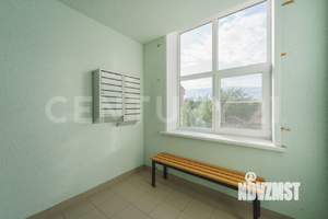 2-к квартира, вторичка, 63м2, 1/3 этаж