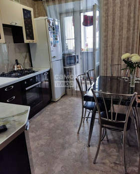 3-к квартира, вторичка, 52м2, 9/9 этаж