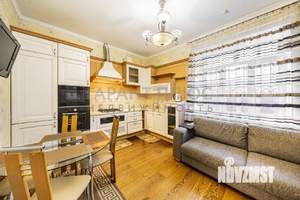3-к квартира, вторичка, 101м2, 1/4 этаж