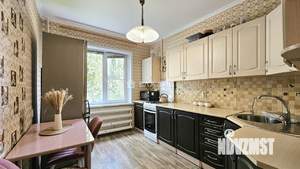 2-к квартира, вторичка, 52м2, 1/5 этаж
