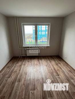 1-к квартира, вторичка, 38м2, 1/18 этаж