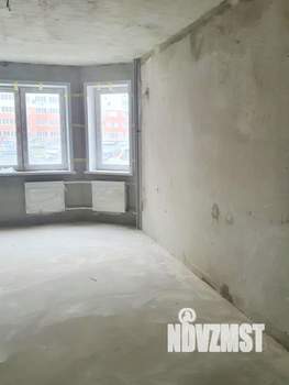 2-к квартира, вторичка, 76м2, 1/18 этаж
