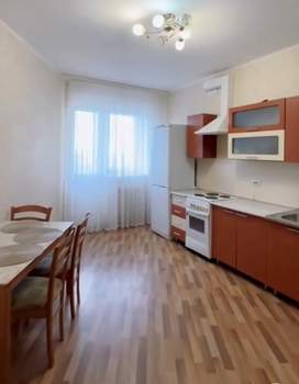 3-к квартира, вторичка, 102м2, 10/15 этаж
