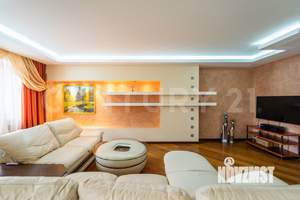 3-к квартира, вторичка, 130м2, 3/8 этаж