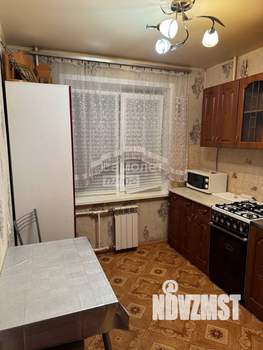 2-к квартира, вторичка, 50м2, 1/10 этаж