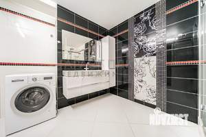 4-к квартира, вторичка, 146м2, 10/16 этаж