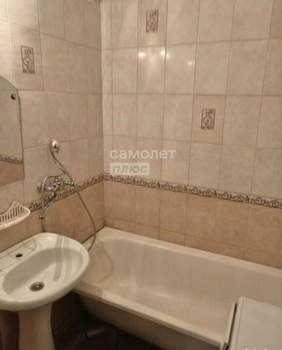 2-к квартира, вторичка, 50м2, 1/9 этаж