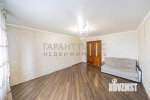 2-к квартира, вторичка, 64м2, 9/9 этаж