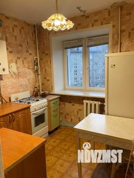 2-к квартира, вторичка, 42м2, 4/5 этаж