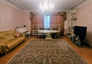 4-к квартира, вторичка, 160м2, 3/5 этаж