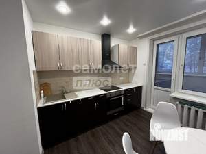 2-к квартира, вторичка, 69м2, 1/17 этаж