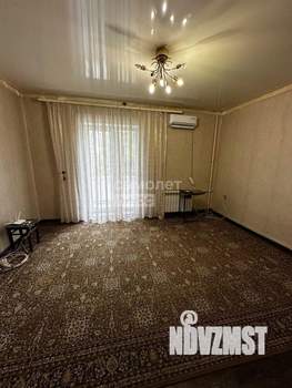 3-к квартира, вторичка, 63м2, 2/2 этаж