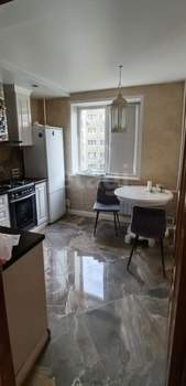 4-к квартира, вторичка, 80м2, 5/10 этаж