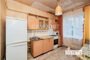 3-к квартира, вторичка, 61м2, 1/9 этаж