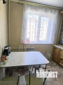 3-к квартира, вторичка, 65м2, 8/10 этаж