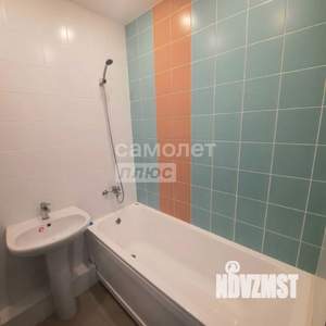 3-к квартира, вторичка, 64м2, 9/17 этаж