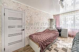 3-к квартира, вторичка, 82м2, 12/19 этаж