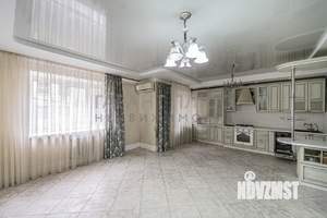 3-к квартира, вторичка, 106м2, 2/5 этаж