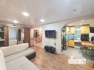 2-к квартира, вторичка, 42м2, 3/5 этаж