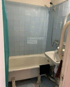 3-к квартира, вторичка, 62м2, 8/9 этаж