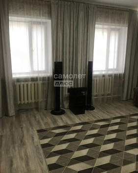 3-к квартира, вторичка, 102м2, 1/2 этаж