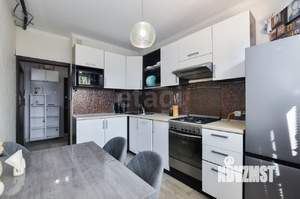 3-к квартира, вторичка, 64м2, 9/9 этаж