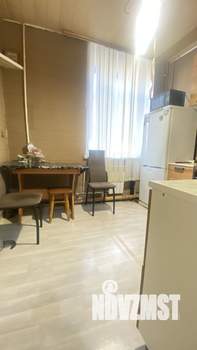 2-к квартира, вторичка, 40м2, 1/4 этаж