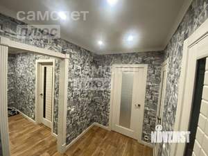 2-к квартира, вторичка, 62м2, 1/10 этаж