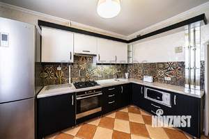 3-к квартира, вторичка, 100м2, 3/5 этаж