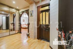 1-к квартира, вторичка, 83м2, 5/5 этаж
