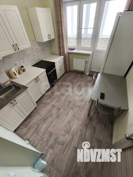 2-к квартира, вторичка, 52м2, 1/19 этаж