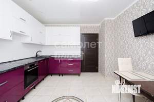 2-к квартира, вторичка, 83м2, 9/17 этаж