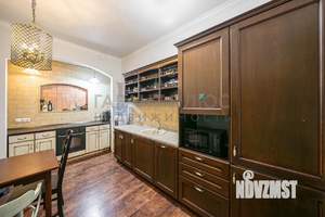 3-к квартира, вторичка, 180м2, 2/6 этаж