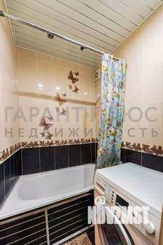 4-к квартира, вторичка, 61м2, 5/5 этаж