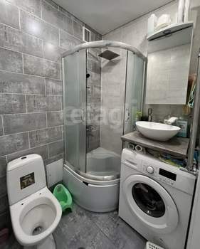 2-к квартира, вторичка, 44м2, 1/6 этаж